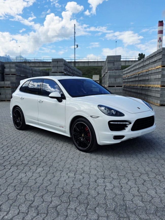 Porsche Cayenne GTS
