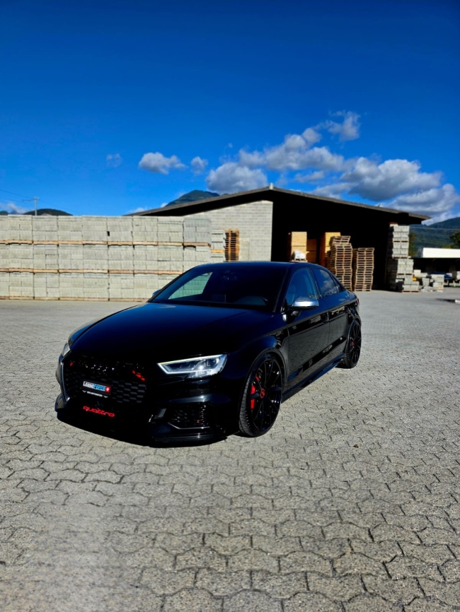 Audi RS3 Sedan