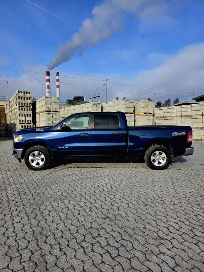 Dodge Ram 1500 LE