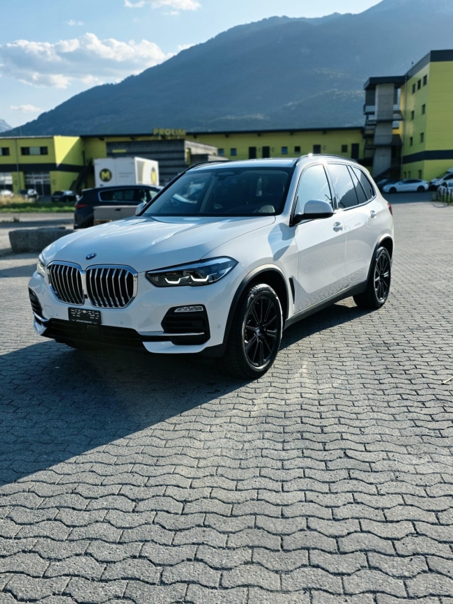 BMW X5 xDrive 40i 48V "VENDU"