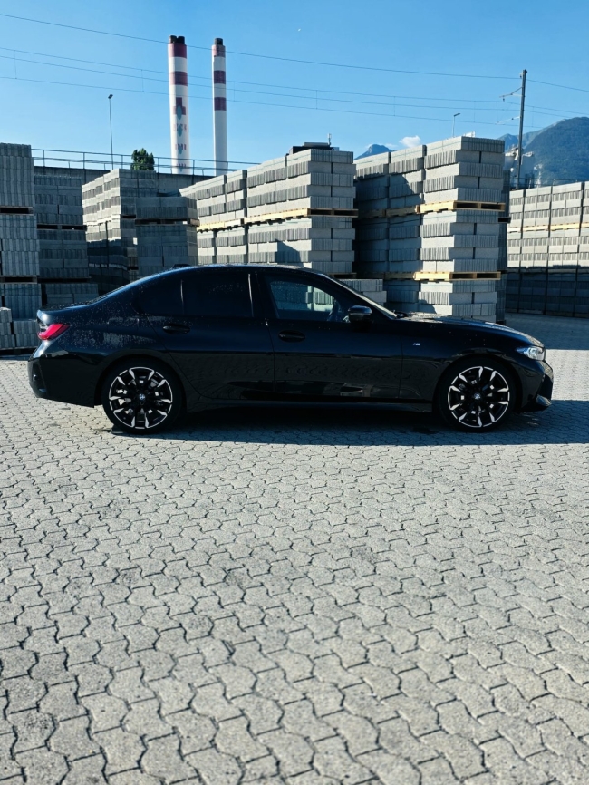 BMW 320i xDrive M "VENDU"