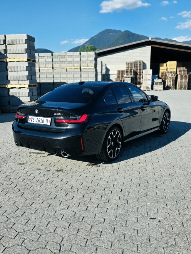 BMW 320i xDrive M "VENDU"