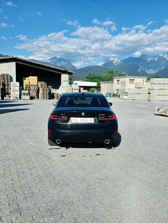 BMW 320i xDrive M "VENDU"