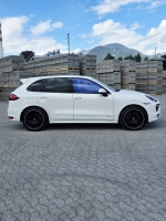 Porsche Cayenne GTS